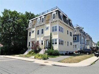 192 Walnut St, Boston, Massachusetts, 3 Bedrooms Bedrooms, 5 Rooms Rooms,2.5 BathroomsBathrooms,Residential Lease,For Rent,Walnut St,73351974