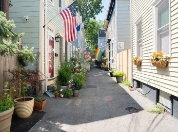 12 Lexington Ave, Boston, Massachusetts, 3 Bedrooms Bedrooms, 5 Rooms Rooms,2 BathroomsBathrooms,Residential Lease,For Rent,Lexington Ave,73353163