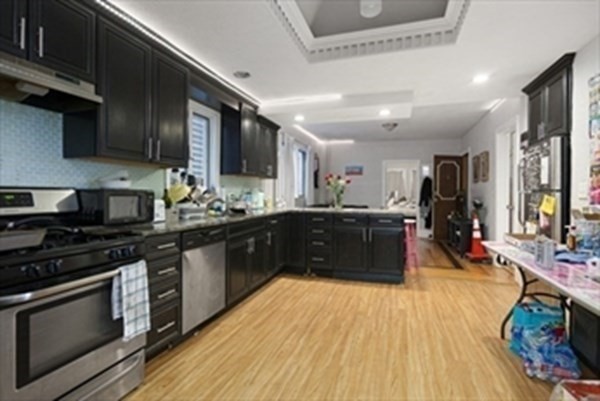 79 Eutaw St, Boston, Massachusetts, 4 Bedrooms Bedrooms, 7 Rooms Rooms,2 BathroomsBathrooms,Residential Lease,For Rent,Eutaw St,73362617