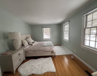68 Jericho Rd, Weston, Massachusetts, 2 Bedrooms Bedrooms, 5 Rooms Rooms,1.5 BathroomsBathrooms,Residential Lease,For Rent,Jericho Rd,73398827