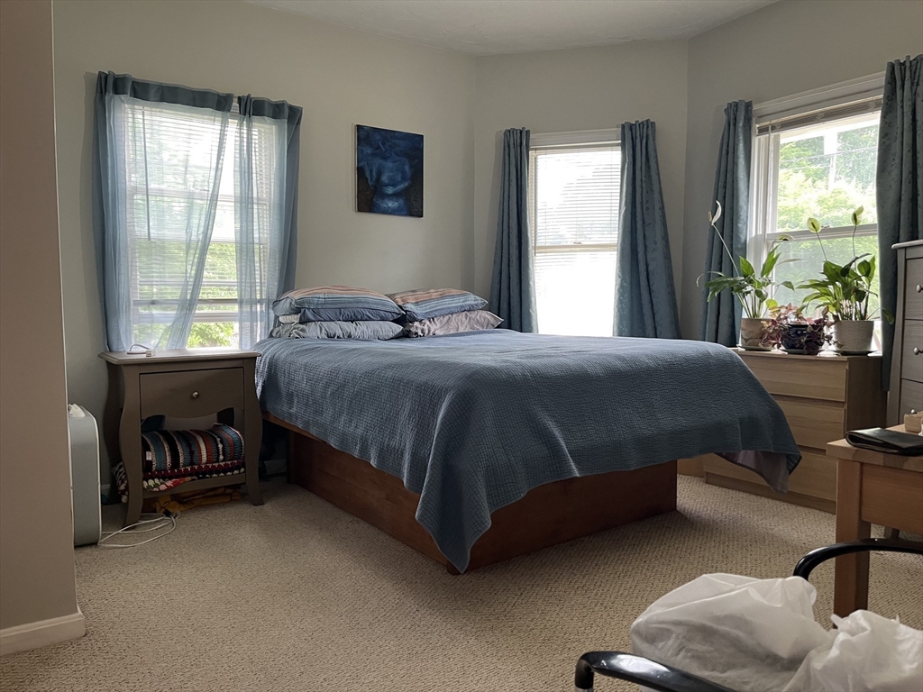 24 Winter Street, Millis, Massachusetts, 3 Bedrooms Bedrooms, 6 Rooms Rooms,1 BathroomBathrooms,Residential Lease,For Rent,Winter Street,73417340