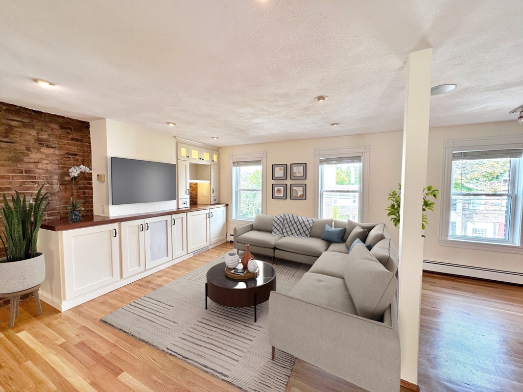 187 Everett St, Boston, Massachusetts, 2 Bedrooms Bedrooms, 5 Rooms Rooms,1.5 BathroomsBathrooms,Residential Lease,For Rent,Everett St,73429067