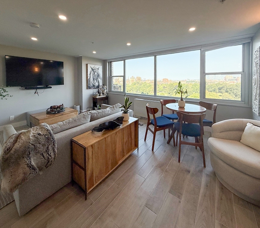 151 Tremont St, Boston, Massachusetts, 1 Bedroom Bedrooms, 2 Rooms Rooms,1 BathroomBathrooms,Residential Lease,For Rent,Tremont St,73415837