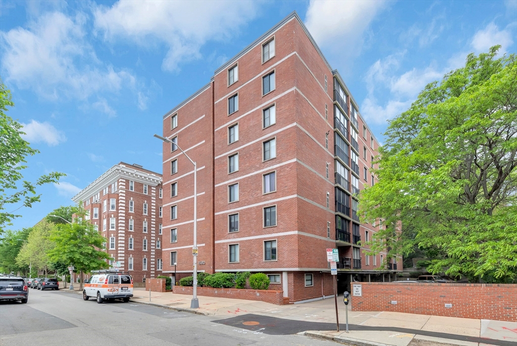 1580 Massachusettsave, Cambridge, Massachusetts, 2 Bedrooms Bedrooms, 4 Rooms Rooms,2 BathroomsBathrooms,Residential Lease,For Rent,Massachusettsave,73379830
