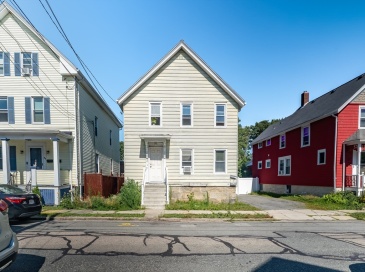 84 Florence St, New Bedford, Massachusetts, 4 Bedrooms Bedrooms, 10 Rooms Rooms,2 BathroomsBathrooms,Residential Income,For Sale,Florence St,73410085