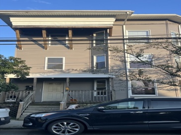 37 Mason Street, Salem, Massachusetts, 9 Bedrooms Bedrooms, 18 Rooms Rooms,3 BathroomsBathrooms,Residential Income,For Sale,Mason Street,73406983