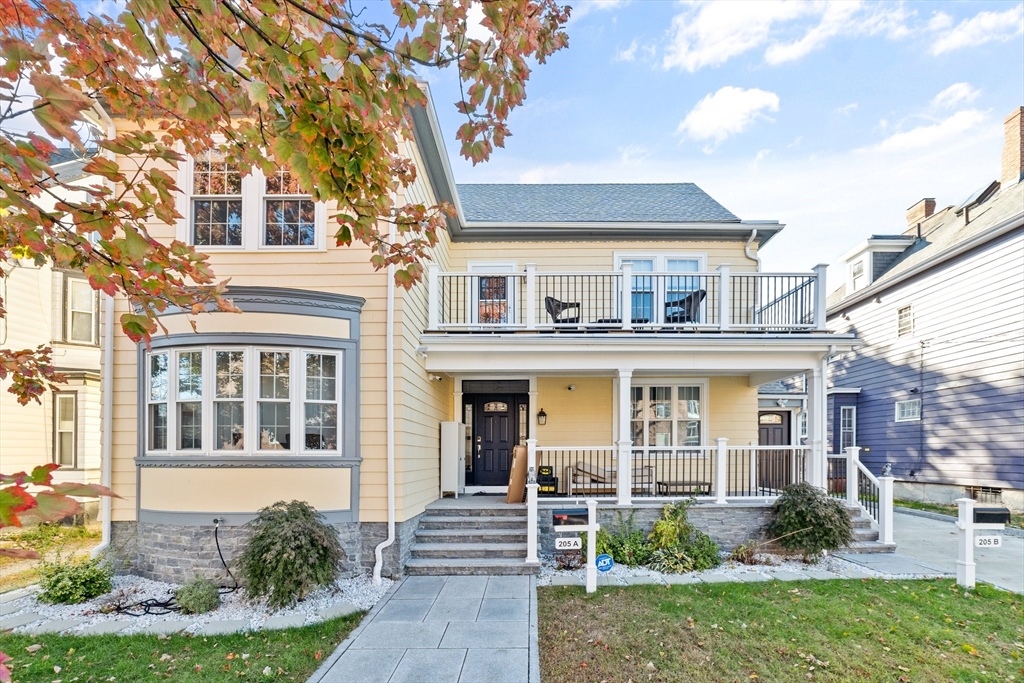 205 Mountain Ave, Malden, Massachusetts, 4 Bedrooms Bedrooms, 6 Rooms Rooms,2 BathroomsBathrooms,Residential Lease,For Rent,Mountain Ave,73362862