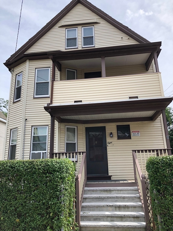 8 Harwood Street, Boston, Massachusetts, 2 Bedrooms Bedrooms, 4 Rooms Rooms,1 BathroomBathrooms,Residential Lease,For Rent,Harwood Street,73415958