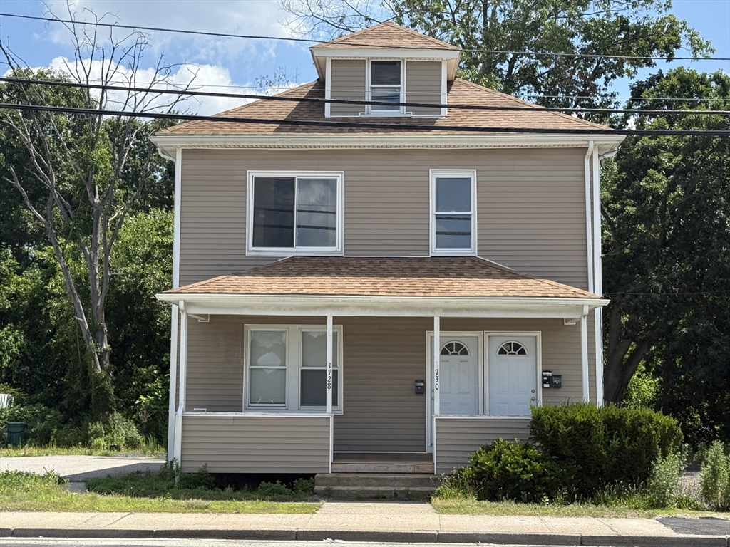 1728 Elmwood Ave, Warwick, Rhode Island, 4 Bedrooms Bedrooms, 10 Rooms Rooms,3 BathroomsBathrooms,Residential Income,For Sale,Elmwood Ave,73400040