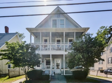 243 Union Street, Franklin, Massachusetts, 4 Bedrooms Bedrooms, 12 Rooms Rooms,3 BathroomsBathrooms,Residential Income,For Sale,Union Street,73396651