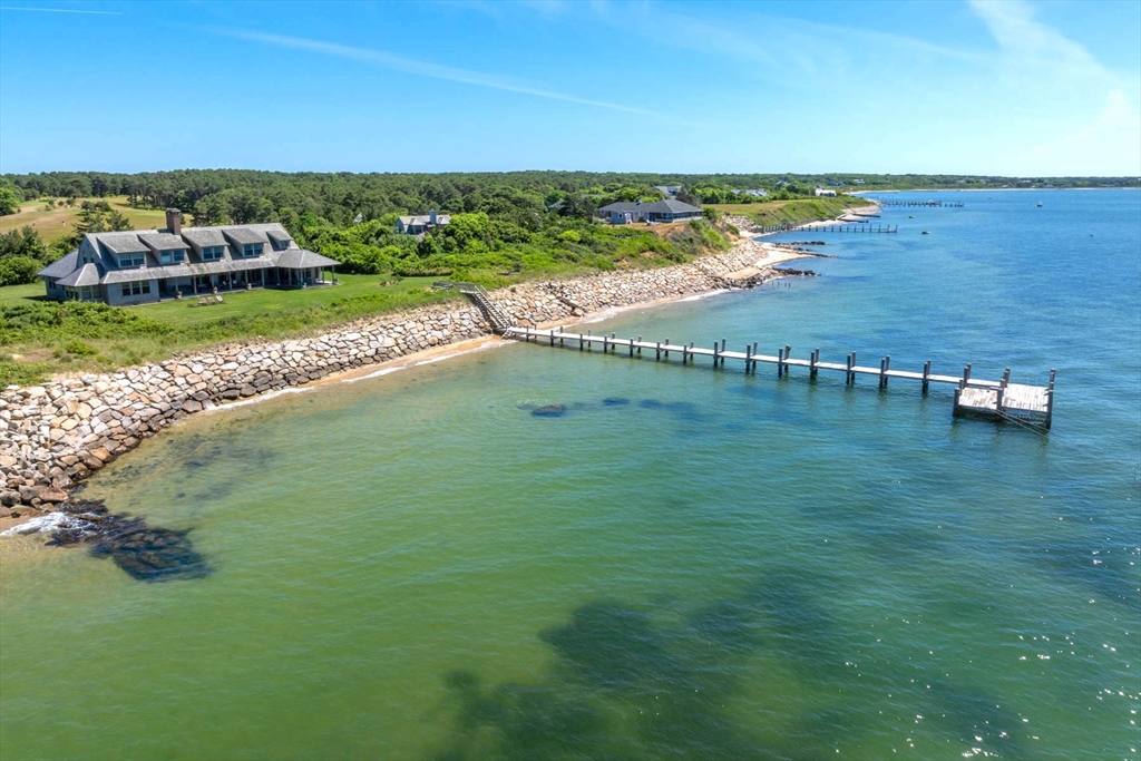 37 North Neck Road, Edgartown, Massachusetts, 8 Bedrooms Bedrooms, 10 Rooms Rooms,7 BathroomsBathrooms,Residential,For Sale,North Neck Road,73207523