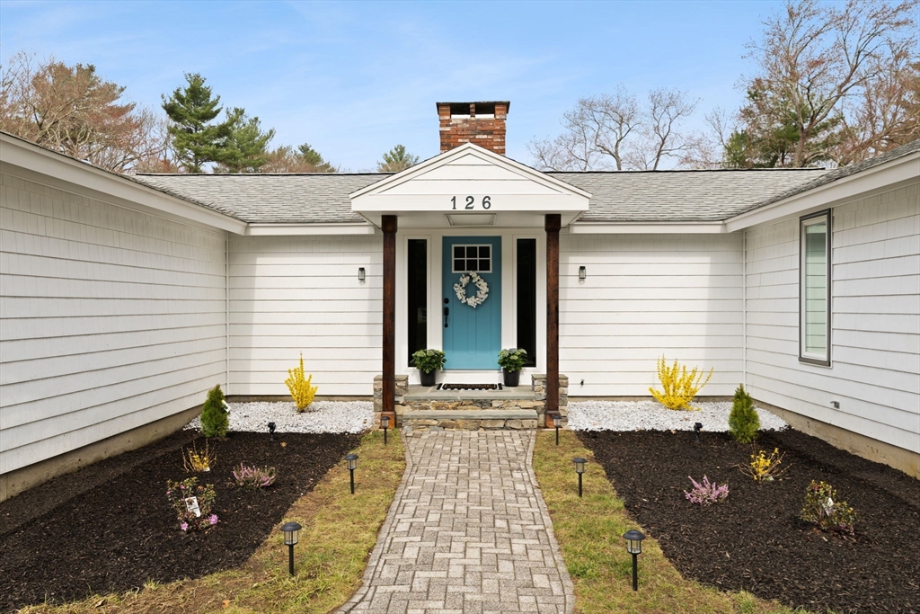 126 Prospect Hill St, Taunton, Massachusetts, 3 Bedrooms Bedrooms, 8 Rooms Rooms,2 BathroomsBathrooms,Residential,For Sale,Prospect Hill St,73378958