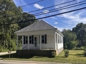 1745 Eagleville Rd, Tiverton, Rhode Island, 3 Bedrooms Bedrooms, 6 Rooms Rooms,1 BathroomBathrooms,Residential Lease,For Rent,Eagleville Rd,73422506 1745 Eagleville Rd, Tiverton, Rhode Island, 3 Bedrooms Bedrooms, 6 Rooms Rooms,1 BathroomBathrooms,Residential Lease,For Rent,Eagleville Rd,73422506