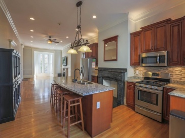 402 Meridian St, Boston, Massachusetts, 2 Bedrooms Bedrooms, 6 Rooms Rooms,2 BathroomsBathrooms,Residential Lease,For Rent,Meridian St,73414427