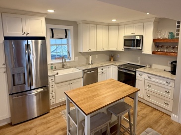 199 West Shore Drive, Marblehead, Massachusetts, 1 Bedroom Bedrooms, 2 Rooms Rooms,1.5 BathroomsBathrooms,Residential Lease,For Rent,West Shore Drive,73423649
