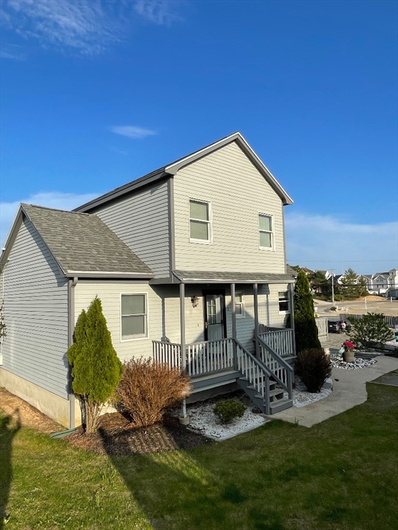 7 Collins Way, Newbury, Massachusetts, 2 Bedrooms Bedrooms, 4 Rooms Rooms,1 BathroomBathrooms,Residential,For Sale,Collins Way,73362126