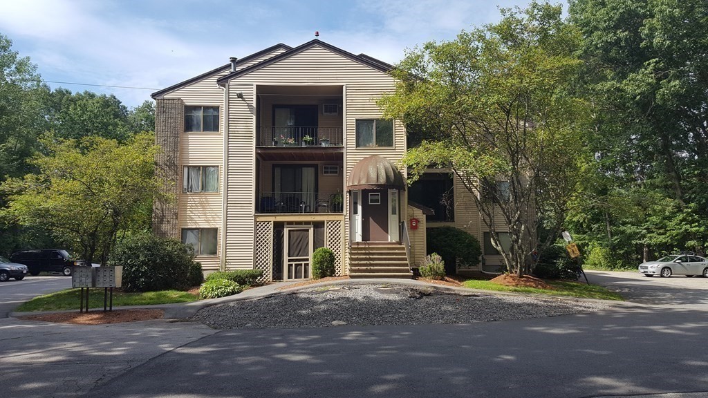 49 Parker Ave, Dracut, Massachusetts, 2 Bedrooms Bedrooms, 4 Rooms Rooms,1 BathroomBathrooms,Residential Lease,For Rent,Parker Ave,73423829