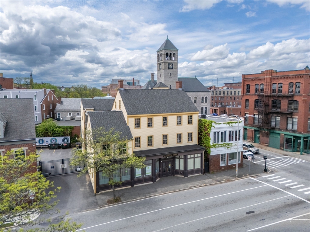 321 Central St, Lowell, Massachusetts, ,Commercial Lease,For Rent,Central St,73375987