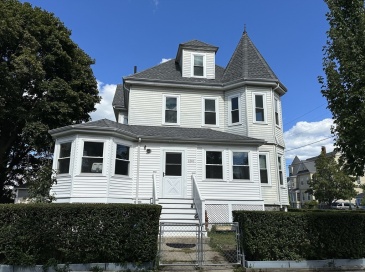 130 Taylor St, Quincy, Massachusetts, 3 Bedrooms Bedrooms, 8 Rooms Rooms,2 BathroomsBathrooms,Residential Lease,For Rent,Taylor St,73410815