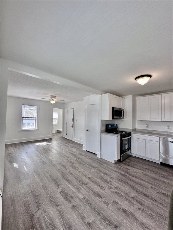 90 Brook Rd, Quincy, Massachusetts, 1 Bedroom Bedrooms, 3 Rooms Rooms,1 BathroomBathrooms,Residential Lease,For Rent,Brook Rd,73418984