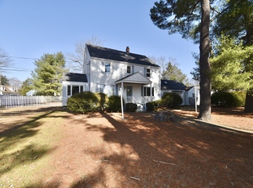 582 Springfield St, Agawam, Massachusetts, 5 Bedrooms Bedrooms, 10 Rooms Rooms,4 BathroomsBathrooms,Residential Lease,For Rent,Springfield St,73405232 582 Springfield St, Agawam, Massachusetts, 5 Bedrooms Bedrooms, 10 Rooms Rooms,4 BathroomsBathrooms,Residential Lease,For Rent,Springfield St,73405232