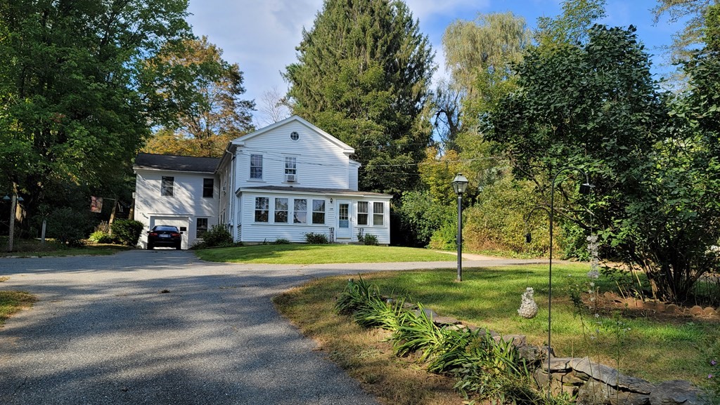 170 Kemp Street, Groton, Massachusetts, 3 Bedrooms Bedrooms, 7 Rooms Rooms,2 BathroomsBathrooms,Residential Lease,For Rent,Kemp Street,73399358