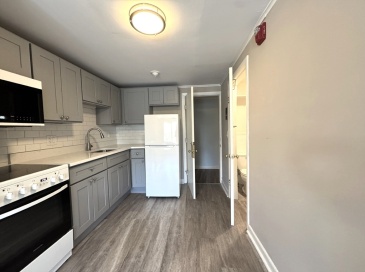 31 Western Ave, Gloucester, Massachusetts, 1 Room Rooms,1 BathroomBathrooms,Residential Lease,For Rent,Western Ave,73426110 31 Western Ave, Gloucester, Massachusetts, 1 Room Rooms,1 BathroomBathrooms,Residential Lease,For Rent,Western Ave,73426110