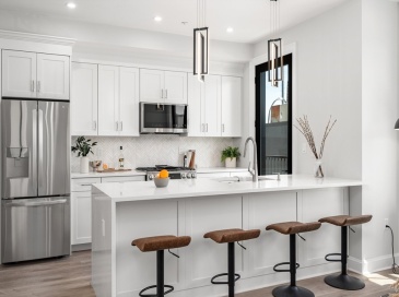 523 2nd St, Everett, Massachusetts, 2 Bedrooms Bedrooms, 4 Rooms Rooms,2 BathroomsBathrooms,Residential,For Sale,2nd St,73378263