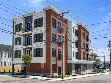 523 2nd St, Everett, Massachusetts, 2 Bedrooms Bedrooms, 4 Rooms Rooms,2 BathroomsBathrooms,Residential,For Sale,2nd St,73340312 523 2nd St, Everett, Massachusetts, 2 Bedrooms Bedrooms, 4 Rooms Rooms,2 BathroomsBathrooms,Residential,For Sale,2nd St,73340312