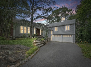 7 Ratlin Rd, Marblehead, Massachusetts, 4 Bedrooms Bedrooms, 7 Rooms Rooms,3 BathroomsBathrooms,Residential,For Sale,Ratlin Rd,73364446