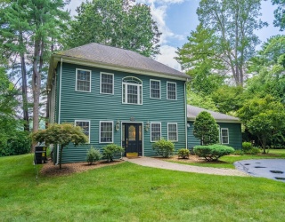 33 Mountain Brook Rd, Sturbridge, Massachusetts, 3 Bedrooms Bedrooms, 6 Rooms Rooms,2.5 BathroomsBathrooms,Residential,For Sale,Mountain Brook Rd,73412986