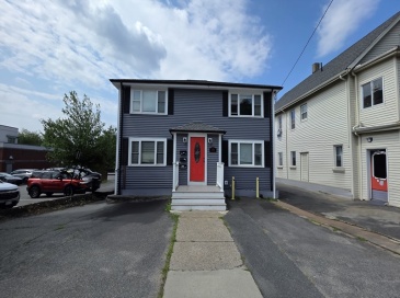 376 Revere Beach Parkway, Revere, Massachusetts, 6 Bedrooms Bedrooms, 14 Rooms Rooms,3 BathroomsBathrooms,Residential Income,For Sale,Revere Beach Parkway,73407445