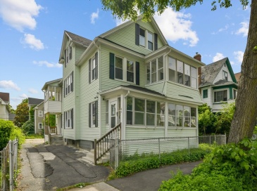 80-82 Kenyon St, Springfield, Massachusetts, 10 Bedrooms Bedrooms, 15 Rooms Rooms,3 BathroomsBathrooms,Residential Income,For Sale,Kenyon St,73383155