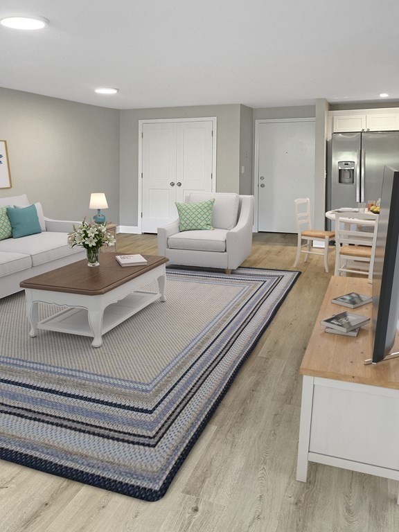 180 Main, Bridgewater, Massachusetts, 1 Bedroom Bedrooms, 4 Rooms Rooms,1 BathroomBathrooms,Residential Lease,For Rent,Main,73420676