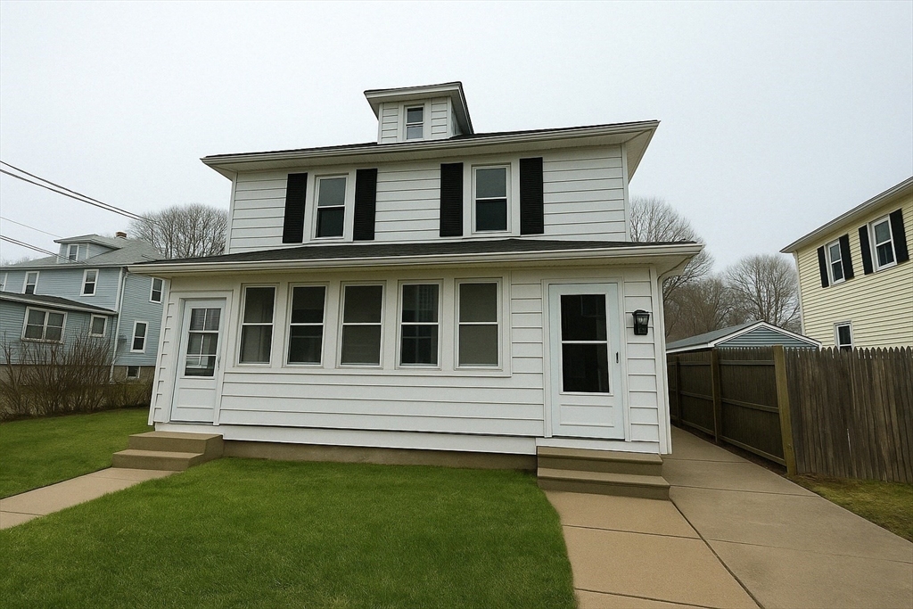 129 Newell St, Pittsfield, Massachusetts, 5 Bedrooms Bedrooms, 10 Rooms Rooms,2 BathroomsBathrooms,Residential Income,For Sale,Newell St,73344219