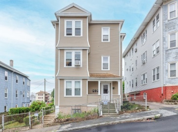 11 Shamrock St, Worcester, Massachusetts, 9 Bedrooms Bedrooms, 15 Rooms Rooms,3 BathroomsBathrooms,Residential Income,For Sale,Shamrock St,73402974