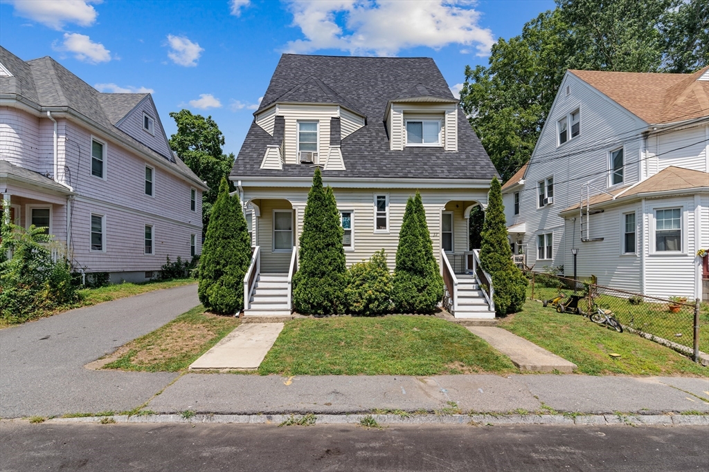 30 Newcomb Pl, Taunton, Massachusetts, 8 Bedrooms Bedrooms, 14 Rooms Rooms,3 BathroomsBathrooms,Residential Income,For Sale,Newcomb Pl,73413415
