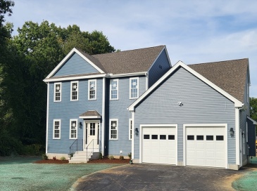 133 Elm St, Uxbridge, Massachusetts, 4 Bedrooms Bedrooms, 8 Rooms Rooms,2.5 BathroomsBathrooms,Residential,For Sale,Elm St,73293359