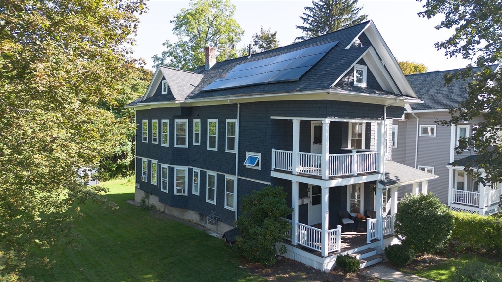 4 Clearview Ave, Worcester, Massachusetts, 3 Bedrooms Bedrooms, 5 Rooms Rooms,1 BathroomBathrooms,Residential Lease,For Rent,Clearview Ave,73430421