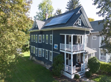 4 Clearview Ave, Worcester, Massachusetts, 3 Bedrooms Bedrooms, 5 Rooms Rooms,1 BathroomBathrooms,Residential Lease,For Rent,Clearview Ave,73430421