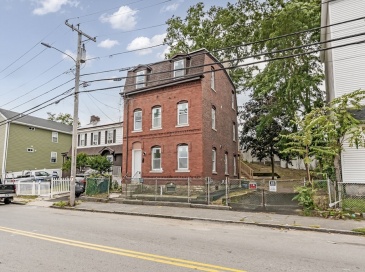 26 Margin St, Lawrence, Massachusetts, 6 Bedrooms Bedrooms, 10 Rooms Rooms,4 BathroomsBathrooms,Residential Income,For Sale,Margin St,73421704