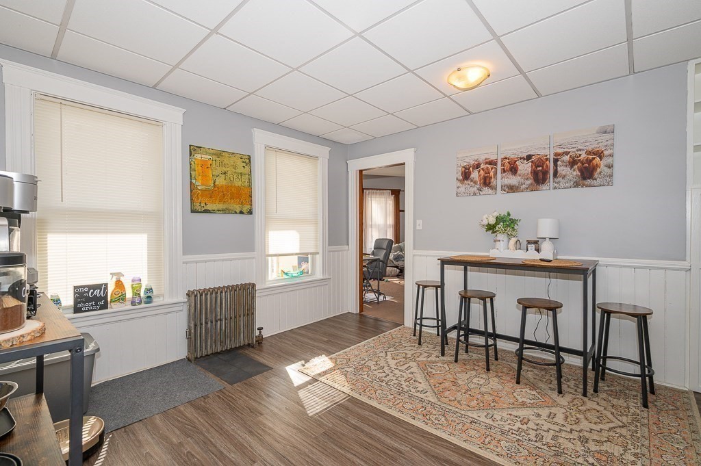 171 Oak Street, Gardner, Massachusetts, 3 Bedrooms Bedrooms, 5 Rooms Rooms,1 BathroomBathrooms,Residential Lease,For Rent,Oak Street,73415941