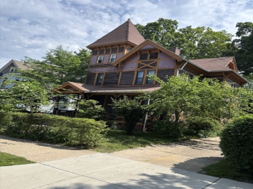 123 Buckingham St, Springfield, Massachusetts, 7 Bedrooms Bedrooms, 10 Rooms Rooms,1.5 BathroomsBathrooms,Residential,For Sale,Buckingham St,73355820