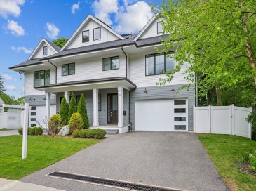 46 Greenough St, Newton, Massachusetts, 4 Bedrooms Bedrooms, 10 Rooms Rooms,3.5 BathroomsBathrooms,Residential,For Sale,Greenough St,73374184