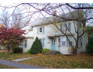 136 Hillside Ave, Needham, Massachusetts, 4 Bedrooms Bedrooms, 10 Rooms Rooms,2 BathroomsBathrooms,Residential Income,For Sale,Hillside Ave,73396056