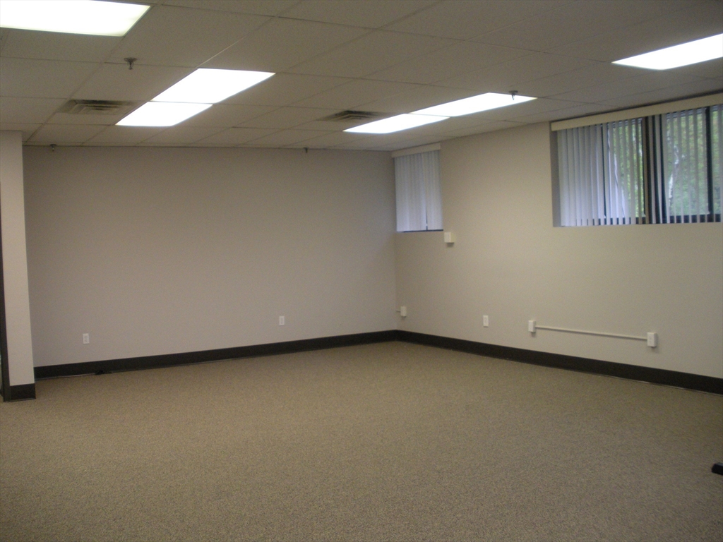 20 Mazzeo Drive, Randolph, Massachusetts, ,Commercial Lease,For Rent,Mazzeo Drive,73389083