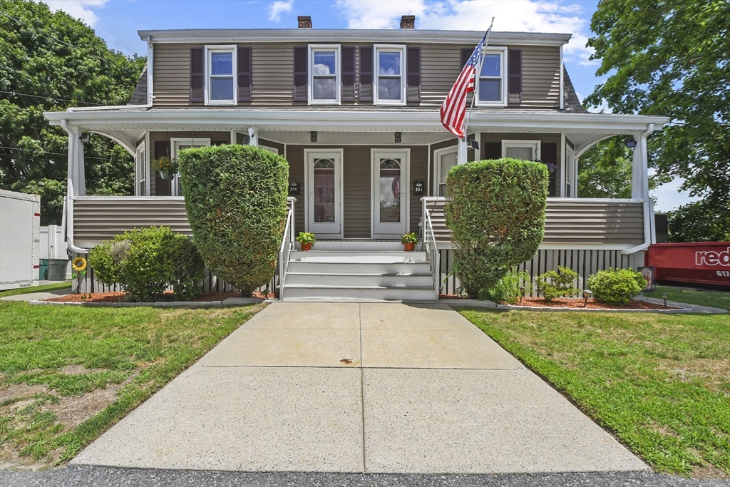 384 386 Hawes Street, New Bedford, Massachusetts, 6 Bedrooms Bedrooms, 10 Rooms Rooms,3.5 BathroomsBathrooms,Residential Income,For Sale,Hawes Street,73405602