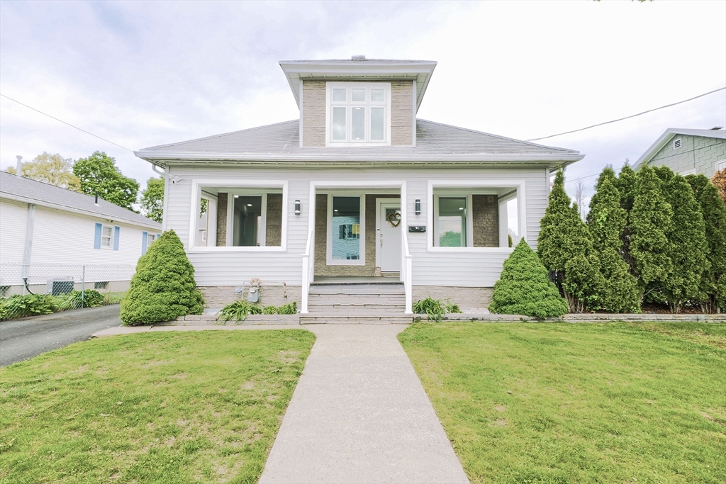 41 Sullivan St, Chicopee, Massachusetts, 3 Bedrooms Bedrooms, 5 Rooms Rooms,3 BathroomsBathrooms,Residential,For Sale,Sullivan St,73372536