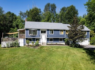 10 Longmeadow Lane, Medway, Massachusetts, 4 Bedrooms Bedrooms, 11 Rooms Rooms,2 BathroomsBathrooms,Residential,For Sale,Longmeadow Lane,73388980