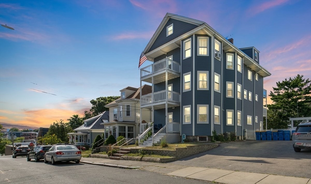 19 Jefferson, Winthrop, Massachusetts, 9 Bedrooms Bedrooms, 18 Rooms Rooms,3 BathroomsBathrooms,Residential Income,For Sale,Jefferson,73423170